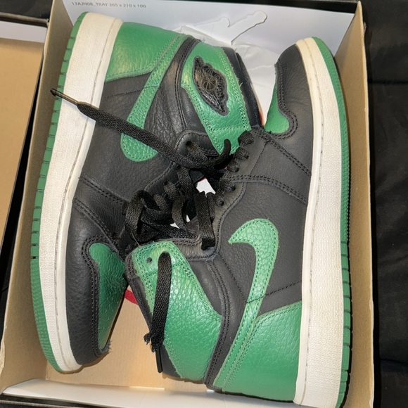Retro high OG air Jordan 1 - Picture 3 of 4
